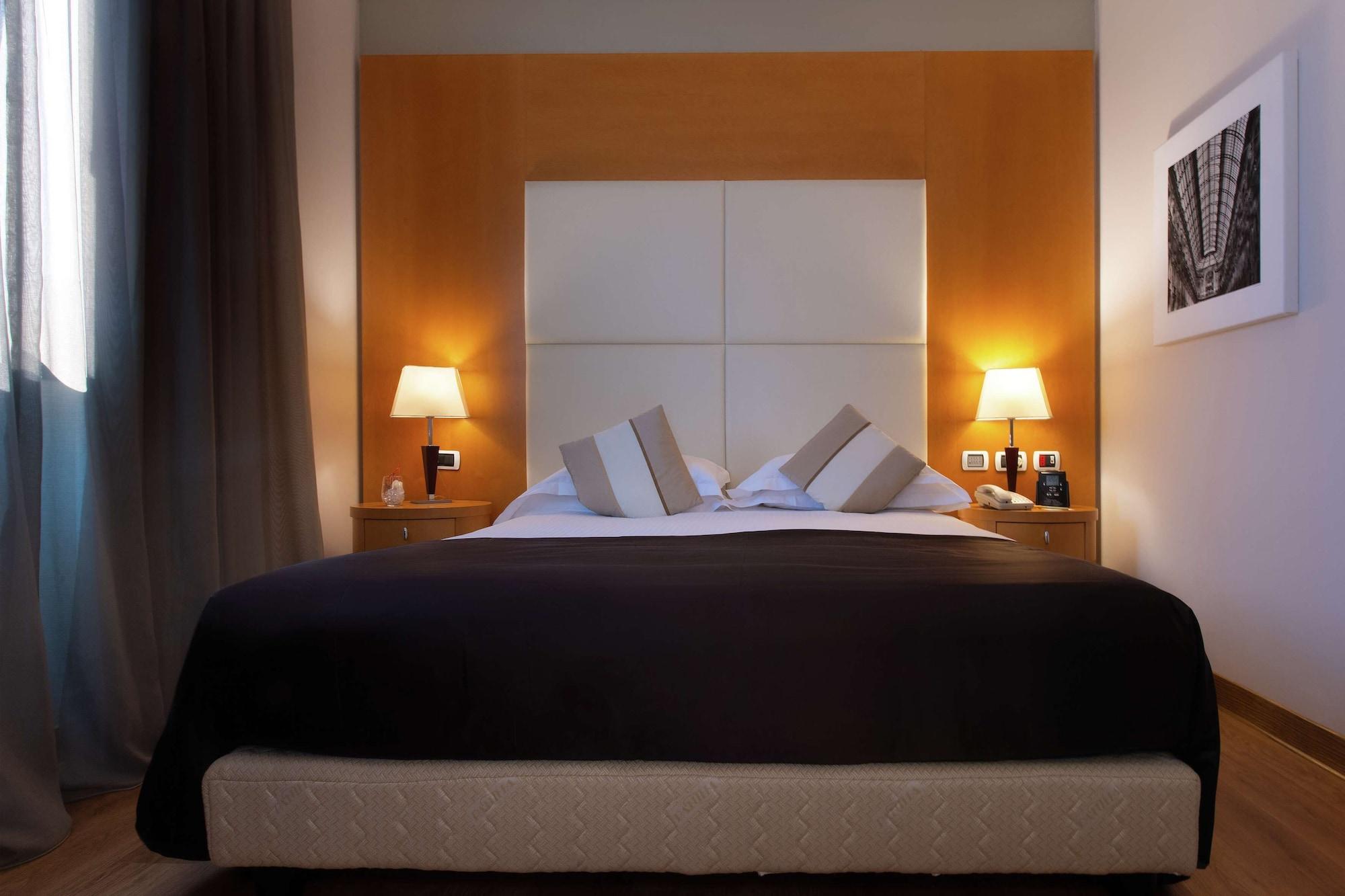 Готель Dolce By Wyndham Milan Malpensa Сомма-Ломбардо Екстер'єр фото