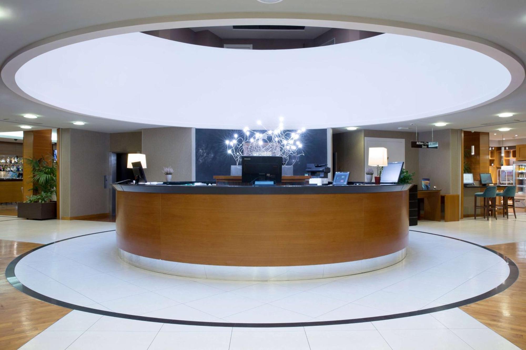 Готель Dolce By Wyndham Milan Malpensa Сомма-Ломбардо Екстер'єр фото
